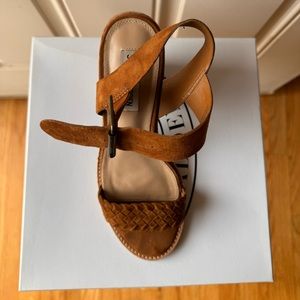 EUC Steve Madden Cadence Chestnut Suede Heeled Sandals Size 7.5